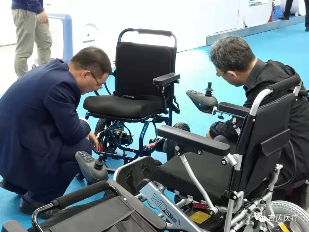 电动轮椅轻便轮椅自动轮椅